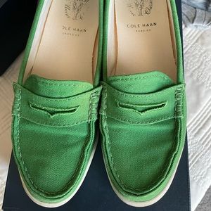 Cole Haan Pinch Weekender Medium Green Canvas 8.5
